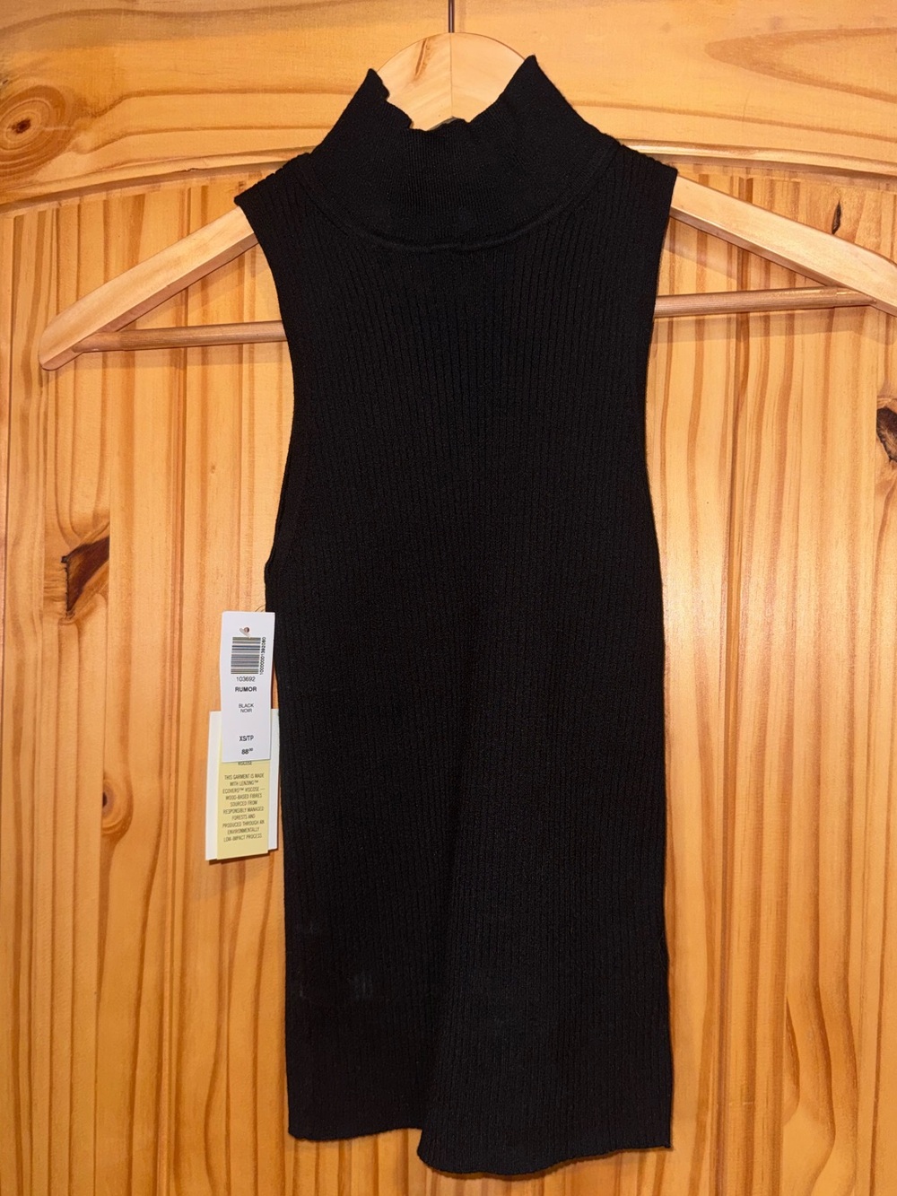 NWT Aritzia Wilfred Mock Neck Ribbed Sweater Tank Black